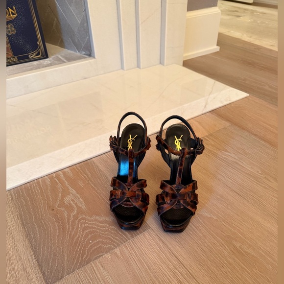 Saint Laurent Calf hair animal Print T strap High Heel Sandals 37.5 ✨ NEW - Picture 2 of 10